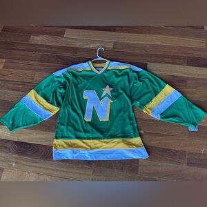 Vintage Minnesota North Stars Men’s Green Hockey Jersey with White Details
